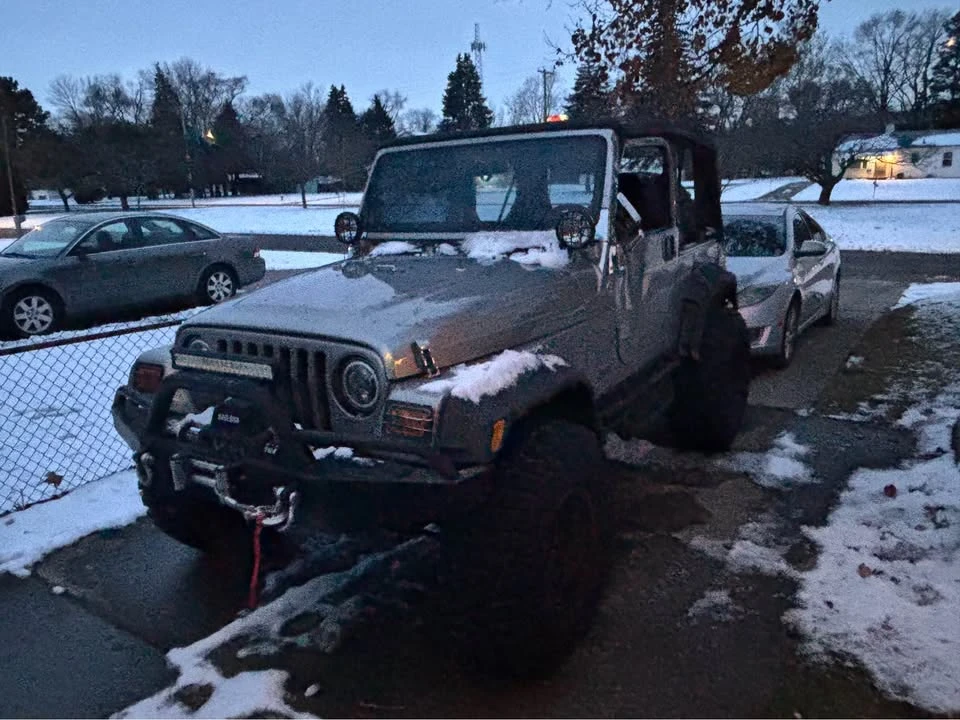 2002 Jeep TJ Wrangler - Image 2 of 20