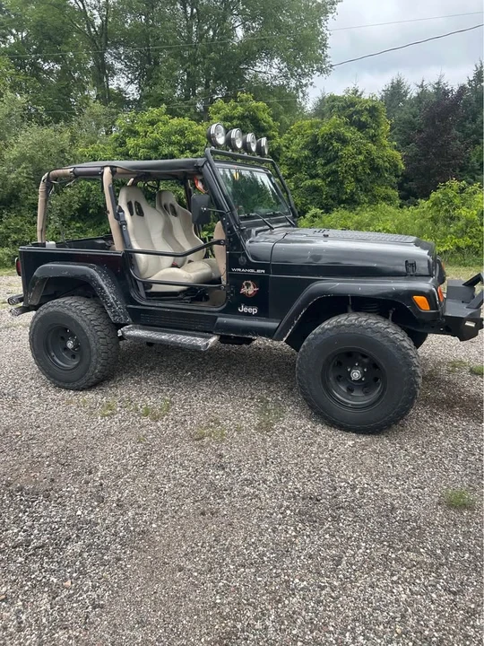 2002 Jeep TJ Wrangler - Image 10 of 13