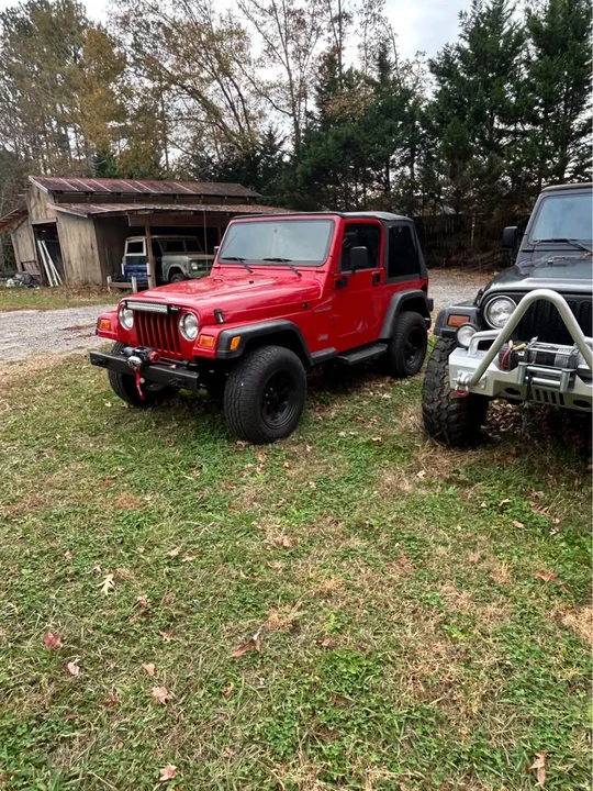 2002 Jeep TJ Wrangler - Image 2 of 11