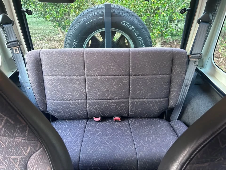 2002 Jeep TJ Wrangler - Image 11 of 12