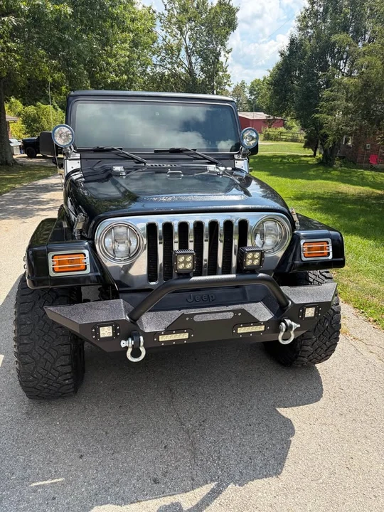 2002 Jeep TJ Wrangler - Image 2 of 10