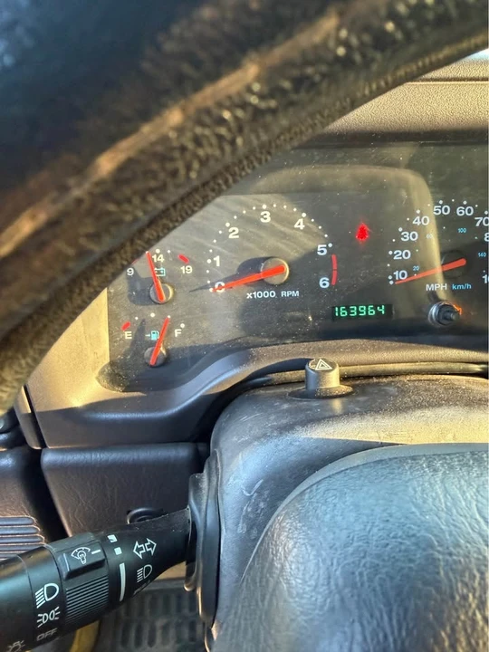 2002 Jeep TJ Wrangler - Image 2 of 5