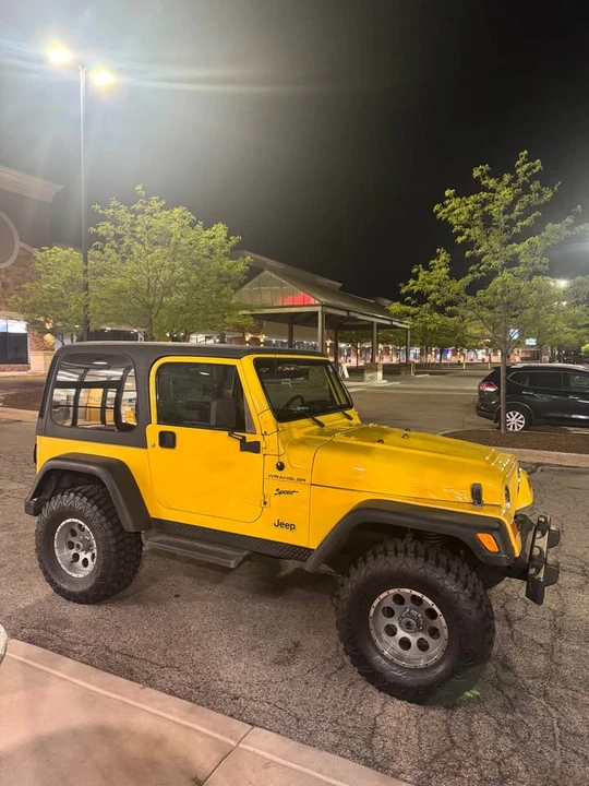 2002 Jeep TJ Wrangler - Image 16 of 17