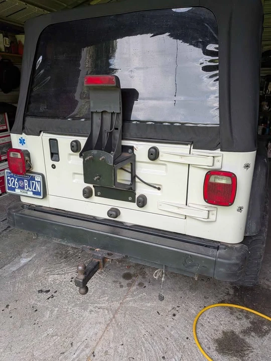 2002 Jeep TJ Wrangler - Image 4 of 13