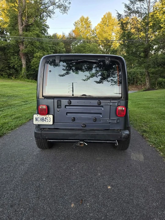2002 Jeep TJ Wrangler - Image 17 of 18