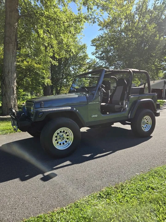 2002 Jeep TJ Wrangler - Image 2 of 18