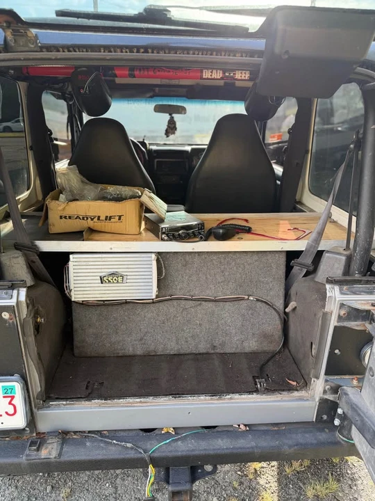 2002 Jeep TJ Wrangler - Image 11 of 20