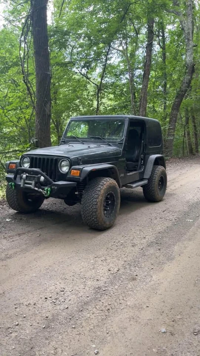 2002 Jeep TJ Wrangler - Image 5 of 9