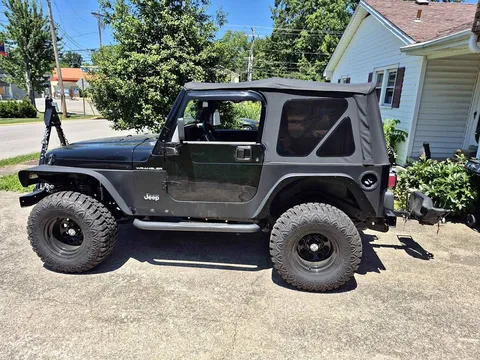 2002 Jeep Wrangler Sport Sport Utility 2D