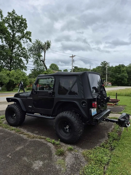 2002 Jeep TJ Wrangler - Image 3 of 10
