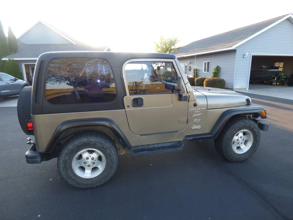 2002 Jeep TJ Wrangler - Image 3 of 9
