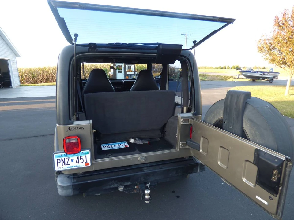 2002 Jeep TJ Wrangler - Image 5 of 9
