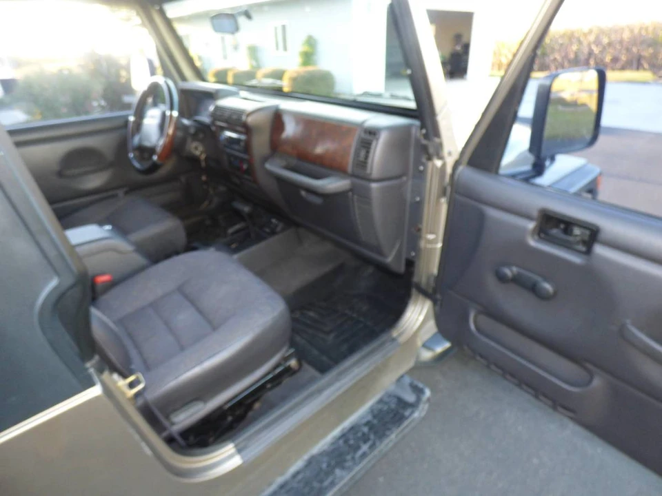 2002 Jeep TJ Wrangler - Image 7 of 9