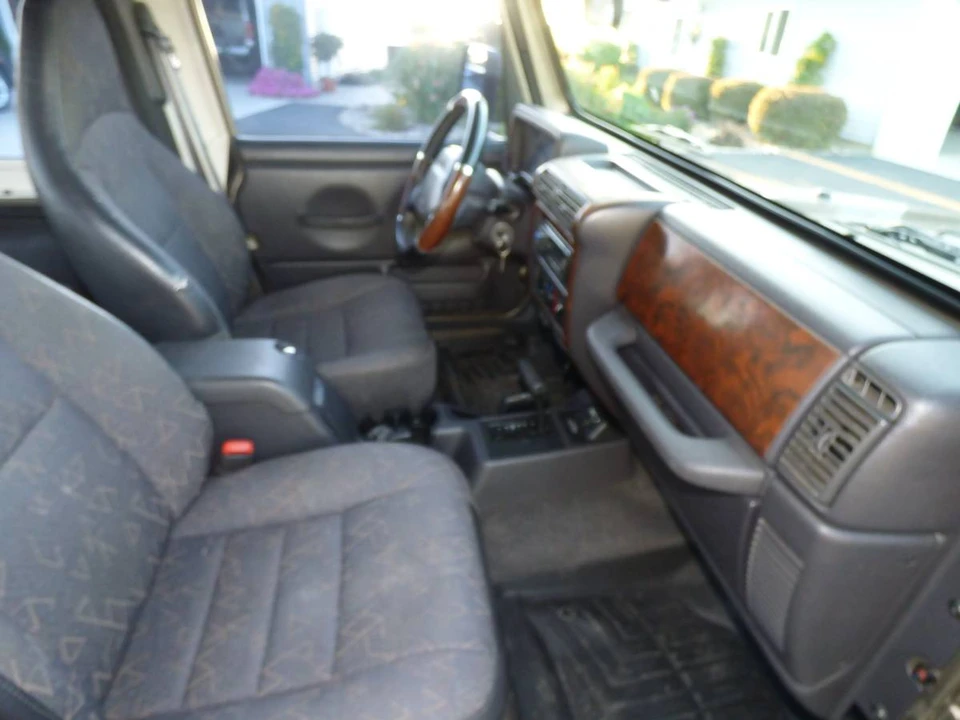 2002 Jeep TJ Wrangler - Image 8 of 9