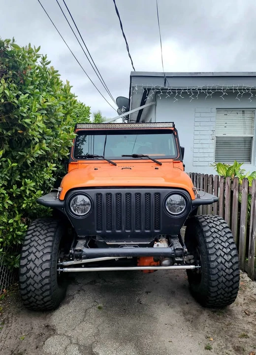 2002 Jeep TJ Wrangler - Image 10 of 11