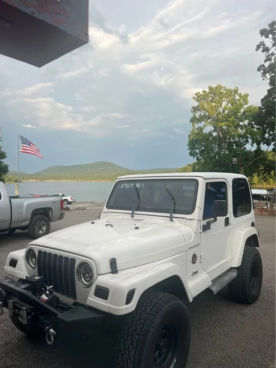 2002 Jeep TJ Wrangler - Image 2 of 8