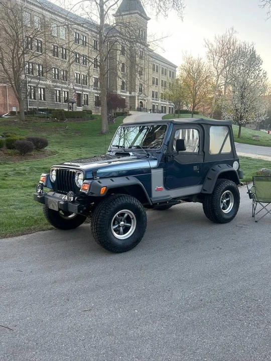 2002 Jeep TJ Wrangler - Image 2 of 21