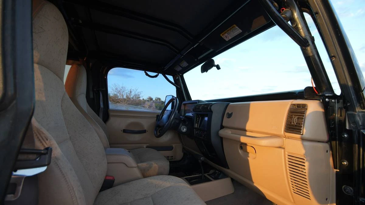 2002 Jeep TJ Wrangler - Image 9 of 23