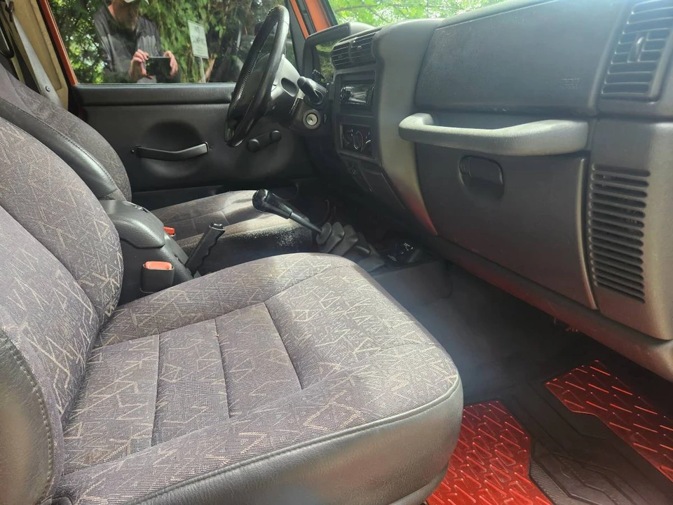 2002 Jeep TJ Wrangler - Image 13 of 16