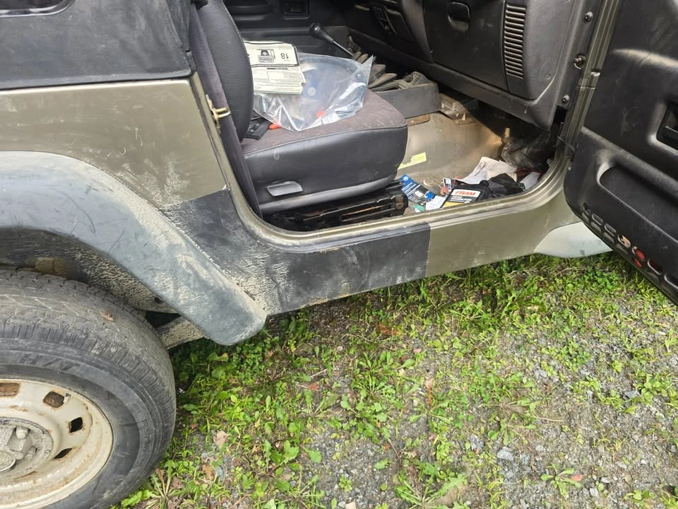 2002 Jeep TJ Wrangler - Image 7 of 9