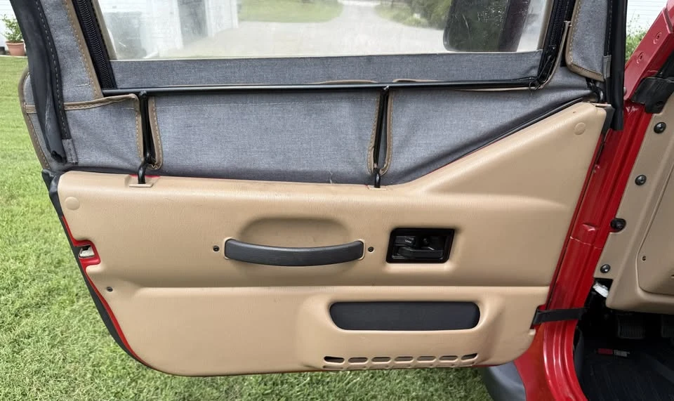 2002 Jeep TJ Wrangler - Image 8 of 18