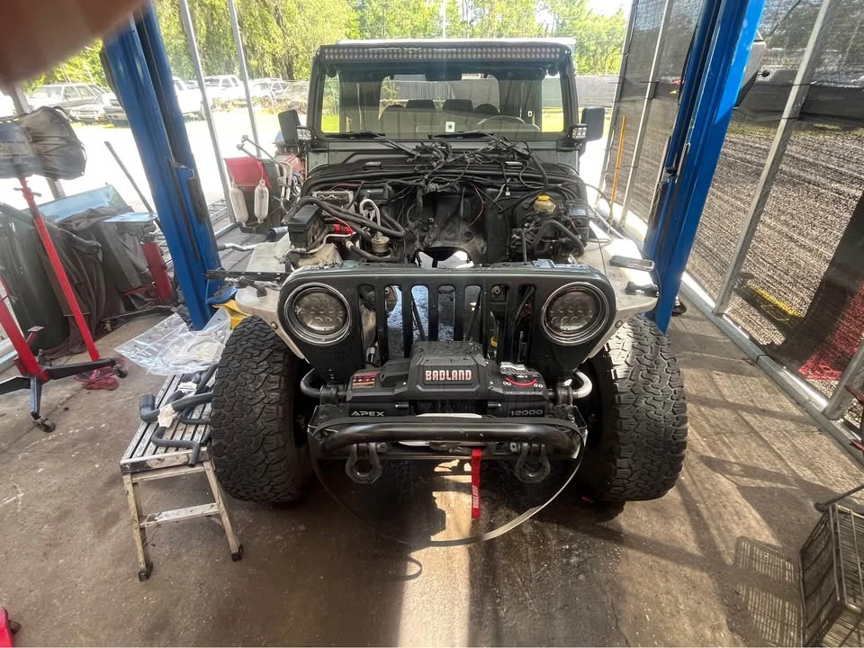 2002 Jeep TJ Wrangler - Image 9 of 12