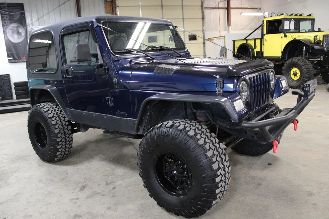 2002 Jeep Wrangler - Image 8 of 31