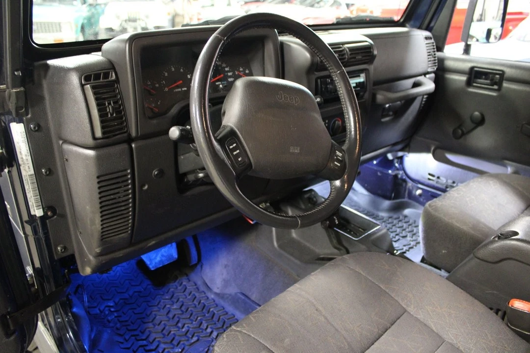 2002 Jeep Wrangler - Image 30 of 31