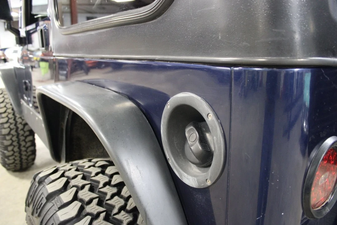 2002 Jeep Wrangler - Image 13 of 31