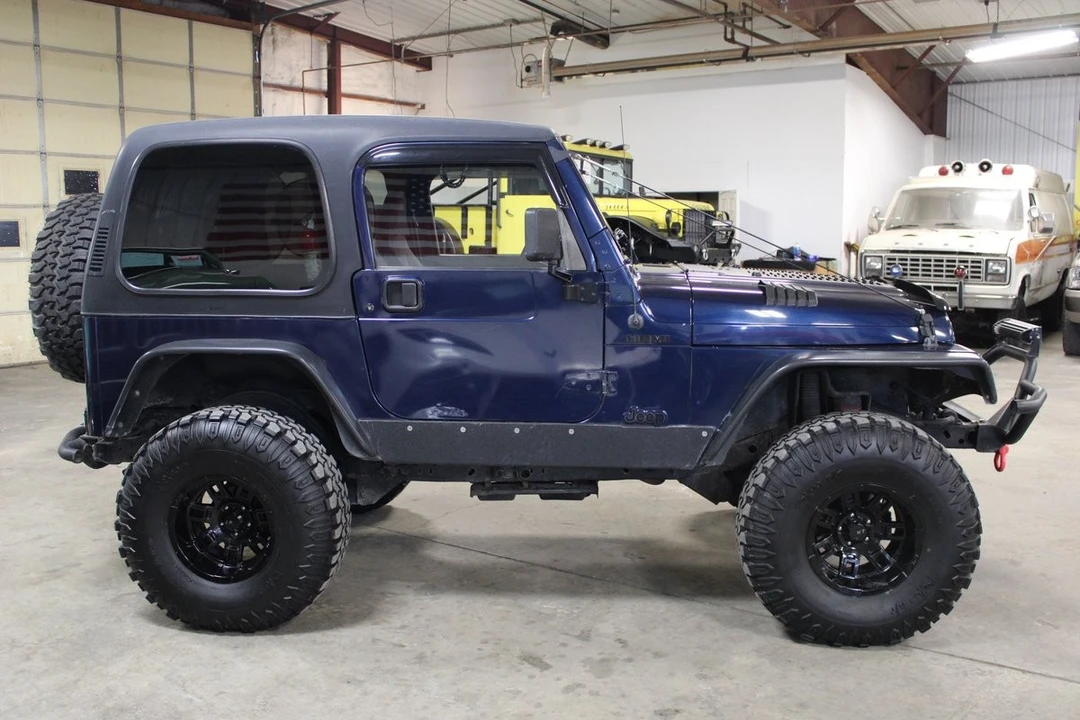 2002 Jeep Wrangler - Image 7 of 31