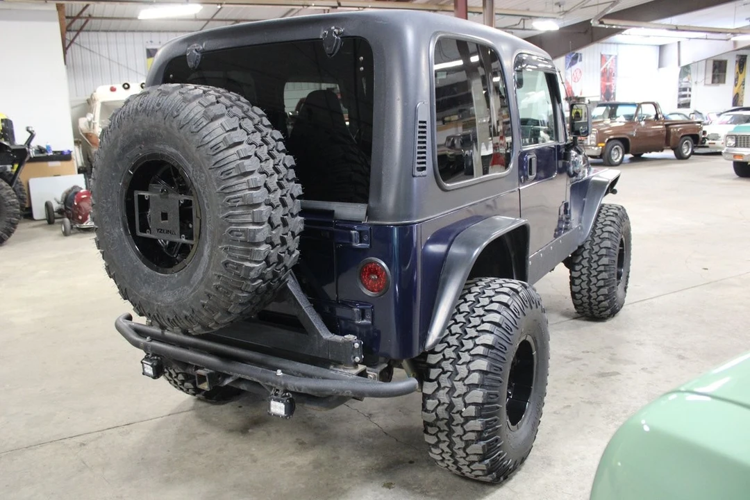 2002 Jeep Wrangler - Image 6 of 31