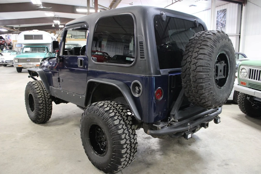 2002 Jeep Wrangler - Image 4 of 31