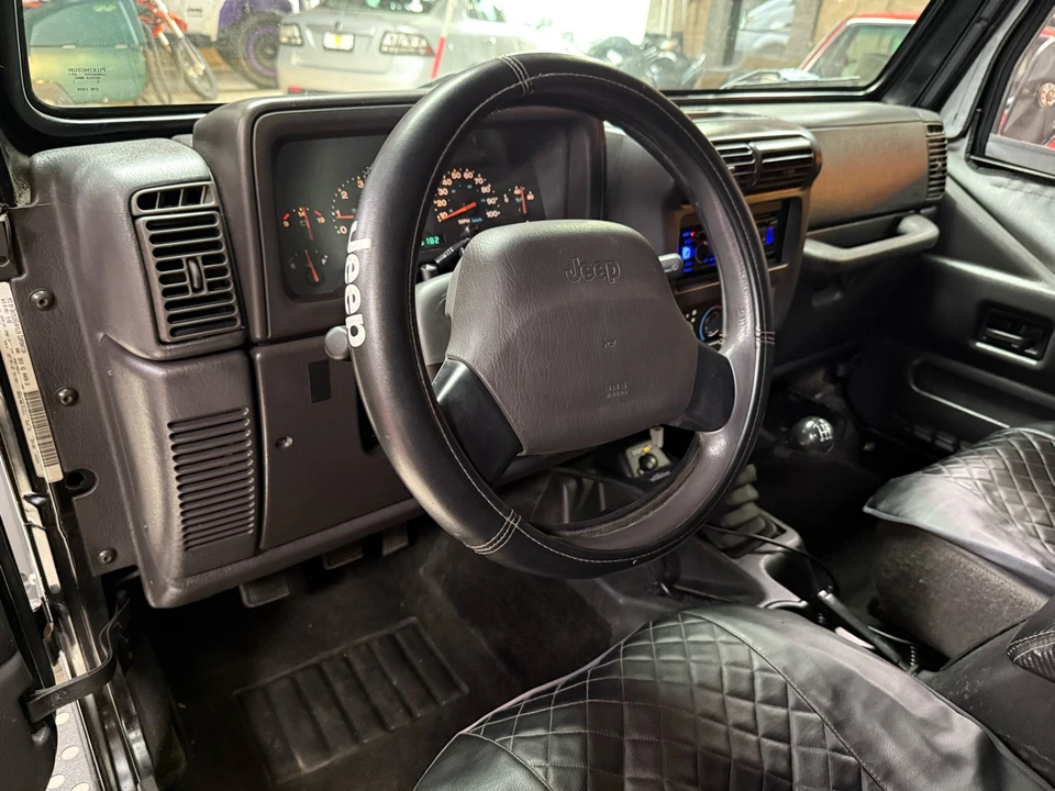2002 Jeep TJ Wrangler - Image 11 of 12