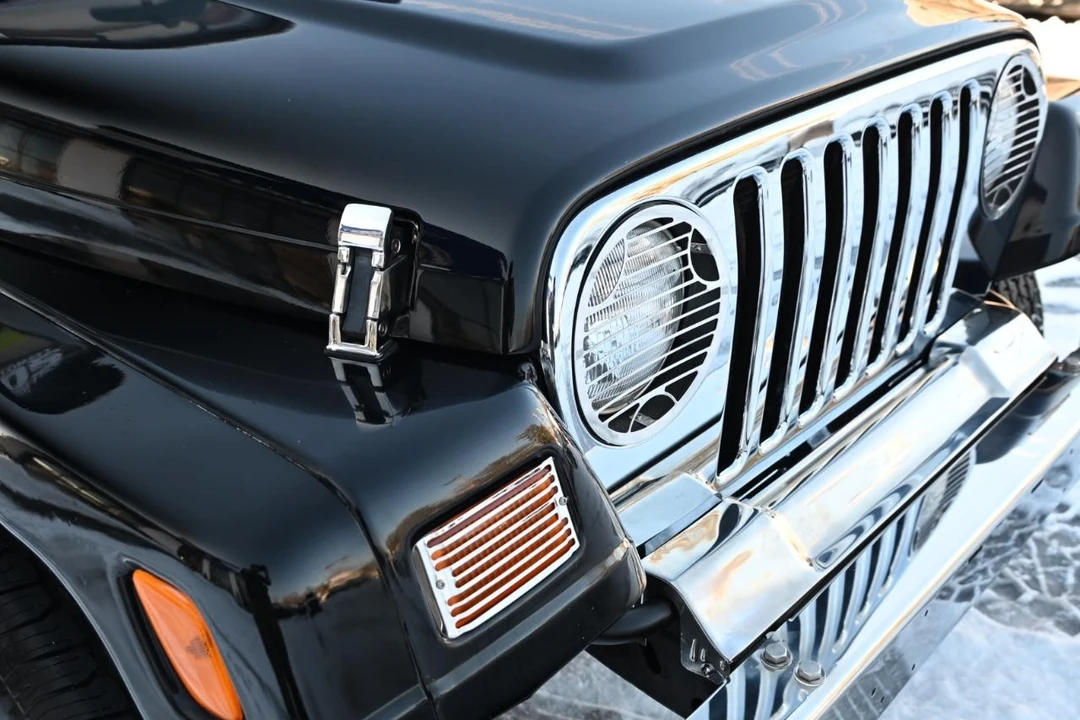 2002 Jeep TJ Wrangler - Image 13 of 31