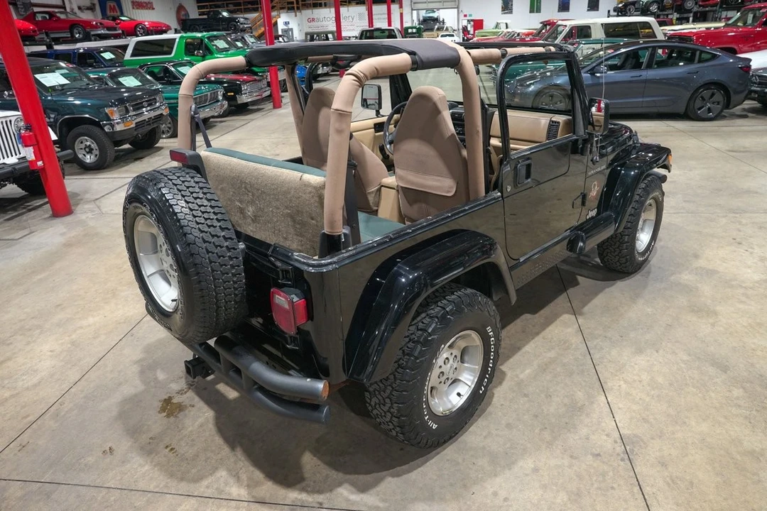 2002 Jeep - Image 17 of 31