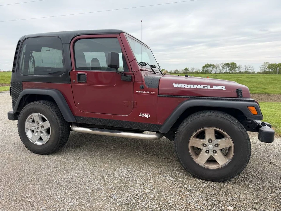2002 Jeep TJ Wrangler - Image 2 of 19