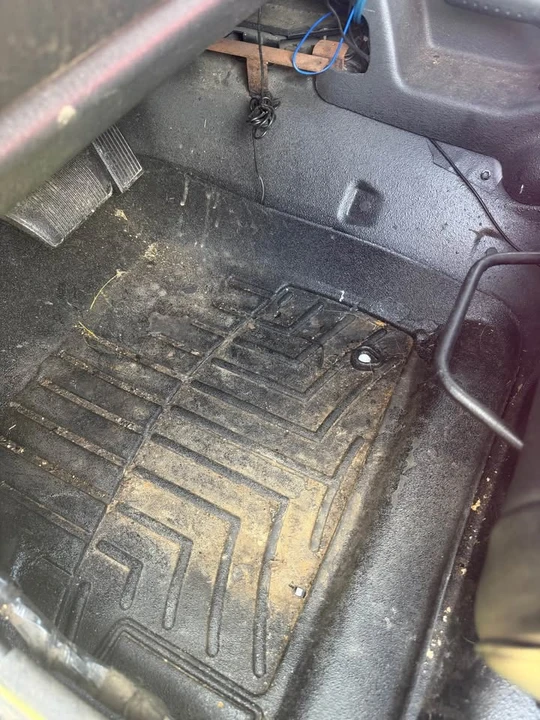 2002 Jeep TJ Wrangler - Image 14 of 16