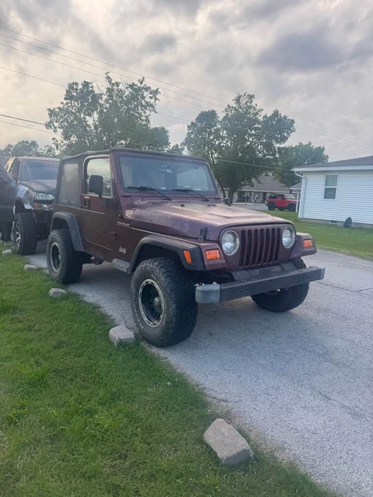 2002 Jeep TJ Wrangler - Image 2 of 13