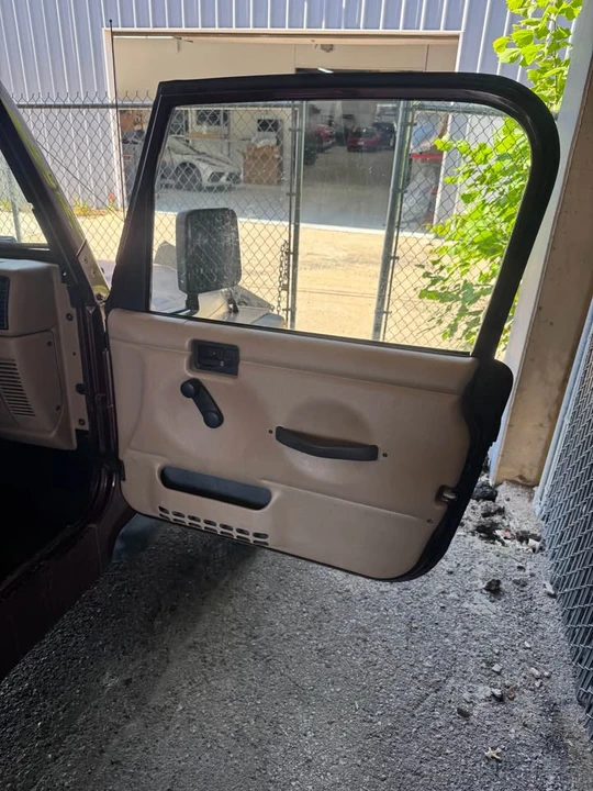 2002 Jeep TJ Wrangler - Image 11 of 13