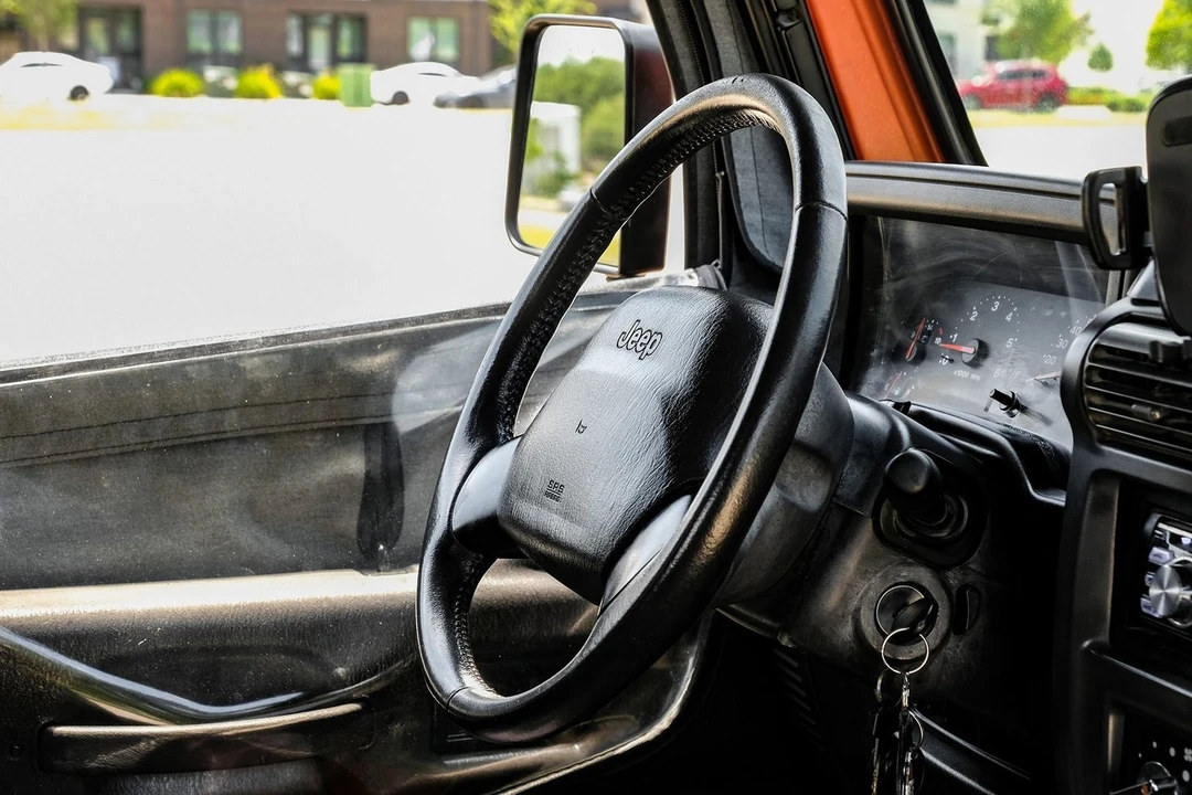 2002 Jeep TJ Wrangler - Image 16 of 31