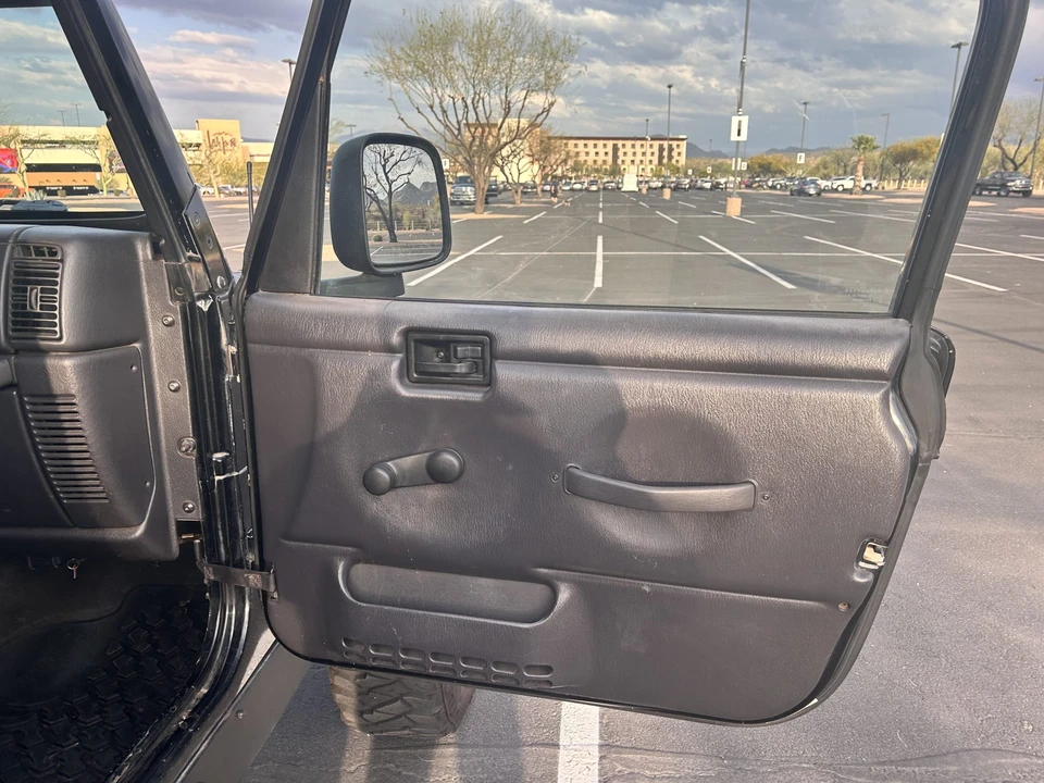 2002 Jeep TJ Wrangler - Image 27 of 31