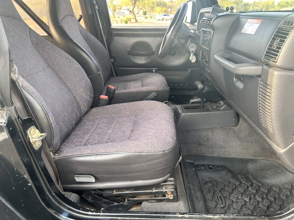 2002 Jeep TJ Wrangler - Image 26 of 31