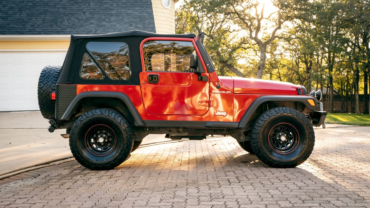 2002 Jeep TJ Wrangler - Image 10 of 31
