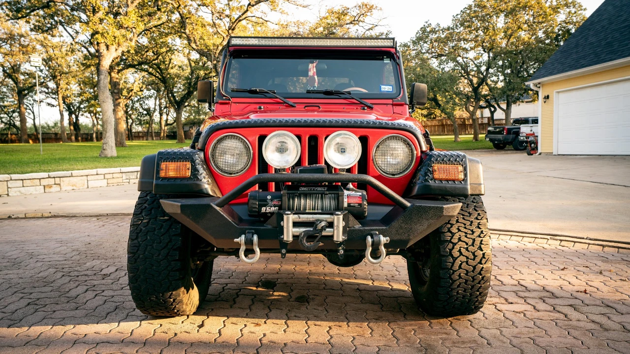 2002 Jeep TJ Wrangler - Image 3 of 31