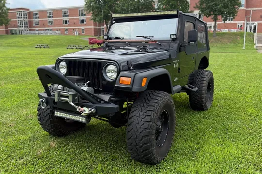 2002 Jeep Wrangler X 4.0 5-Speed