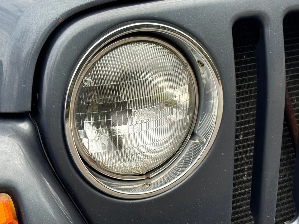 2002 Jeep TJ Wrangler - Image 11 of 18