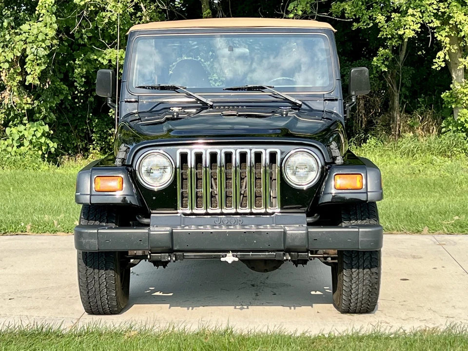2002 Jeep TJ Wrangler - Image 9 of 31