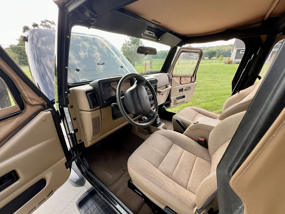 2002 Jeep TJ Wrangler - Image 24 of 31