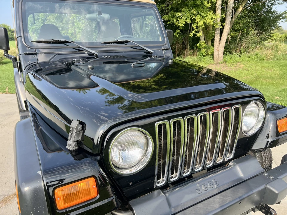 2002 Jeep TJ Wrangler - Image 18 of 31
