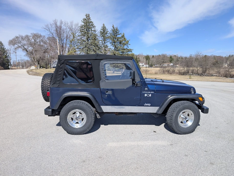 2002 Jeep TJ Wrangler - Image 19 of 31